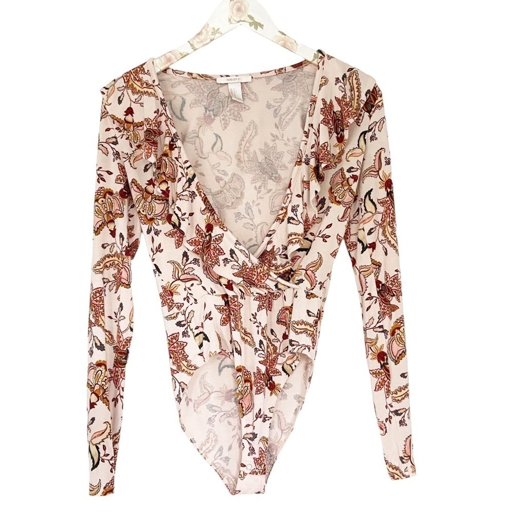 Forever 21 Women's Bodysuit Top Deep V-neck ruffles Peach Floral Small - Picture 6 of 8